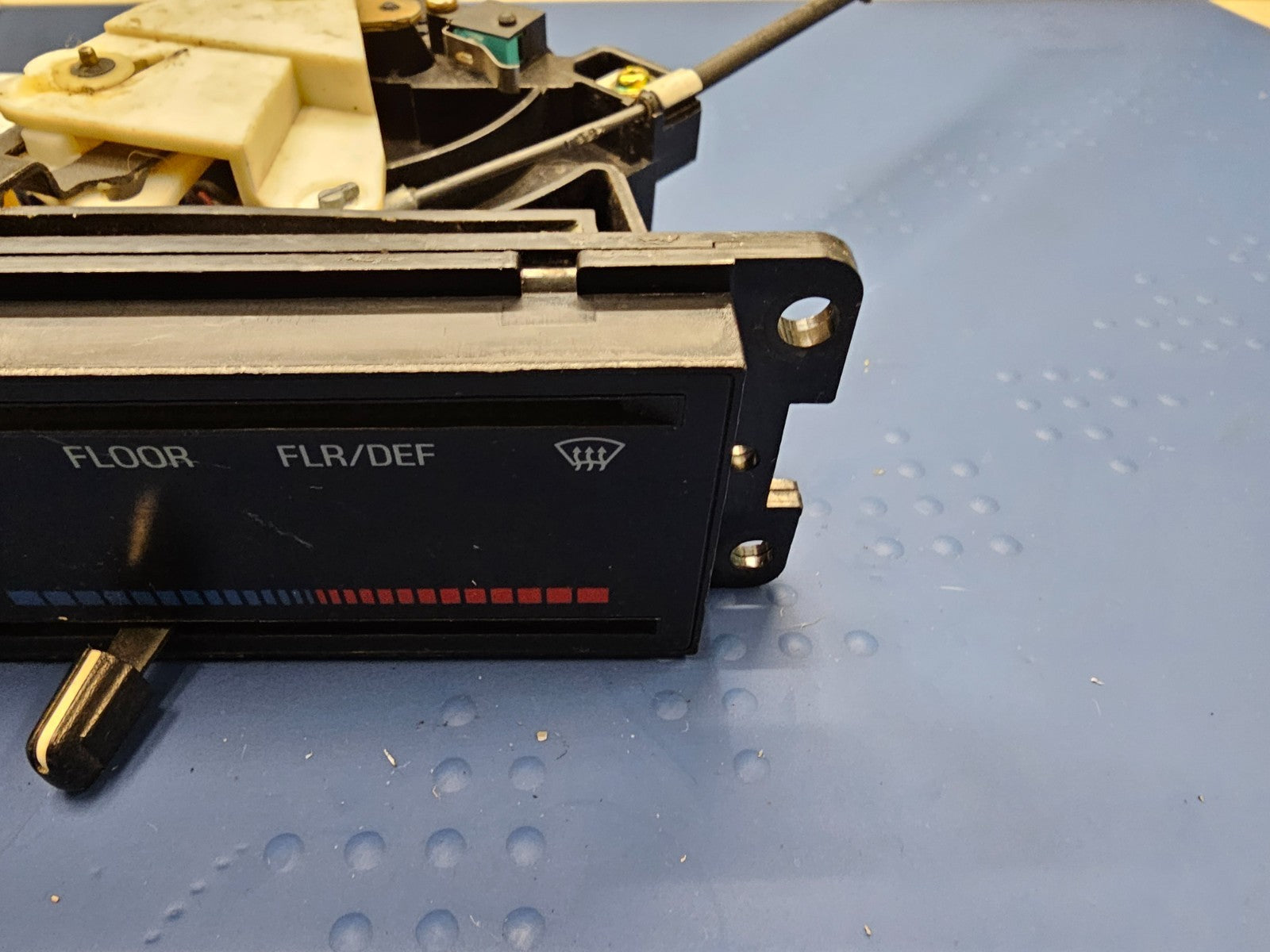 91-94 FORD ESCORT AC HEATER  TEMPERATURE CONTROL