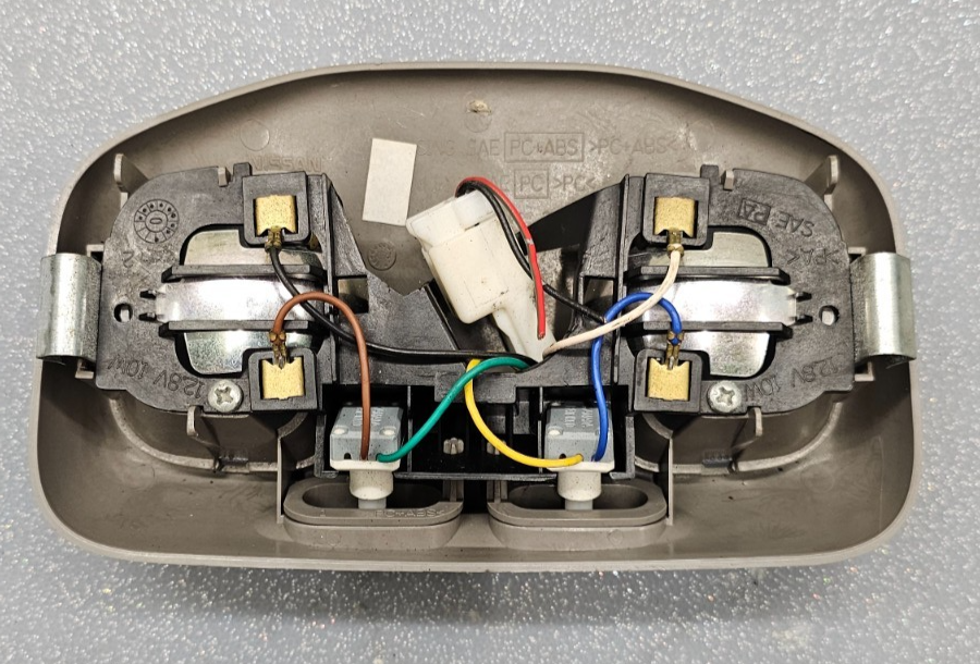 🔥98-01 Nissan Frontier Xterra OVERHEAD CONSOLE MAP DOME INTERIOR LIGHT LAMP TAN