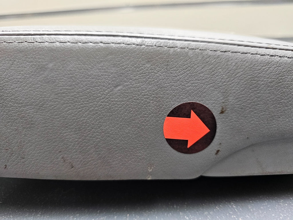 🔥07-11 TOYOTA CAMRY CENTER CONSOLE LID ARM REST COVER TOP PAD ASSEMBLY GRAY OEM