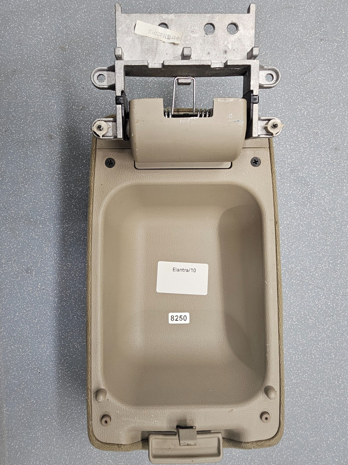 🔥10 Hyundai Elantra Armrest Center Console Lid Top Cover Cloth Assembly Tan OEM