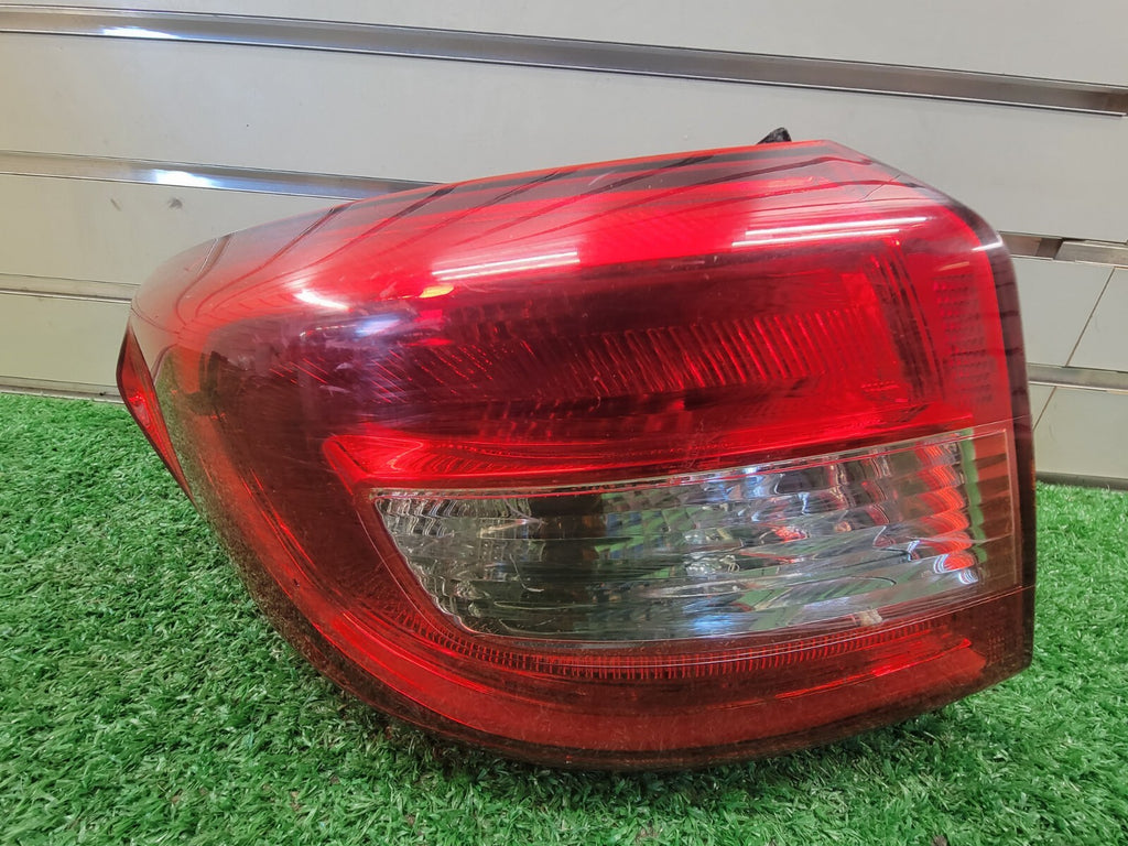 15-17 Hyundai Sonata Outer Rear Left Driver Tail Light Lamp Assembly Chrome OEM