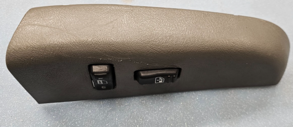 🔥99-02 Silverado SIERRA Front RIGHT Passenger Power Window Switch Lock GRAY