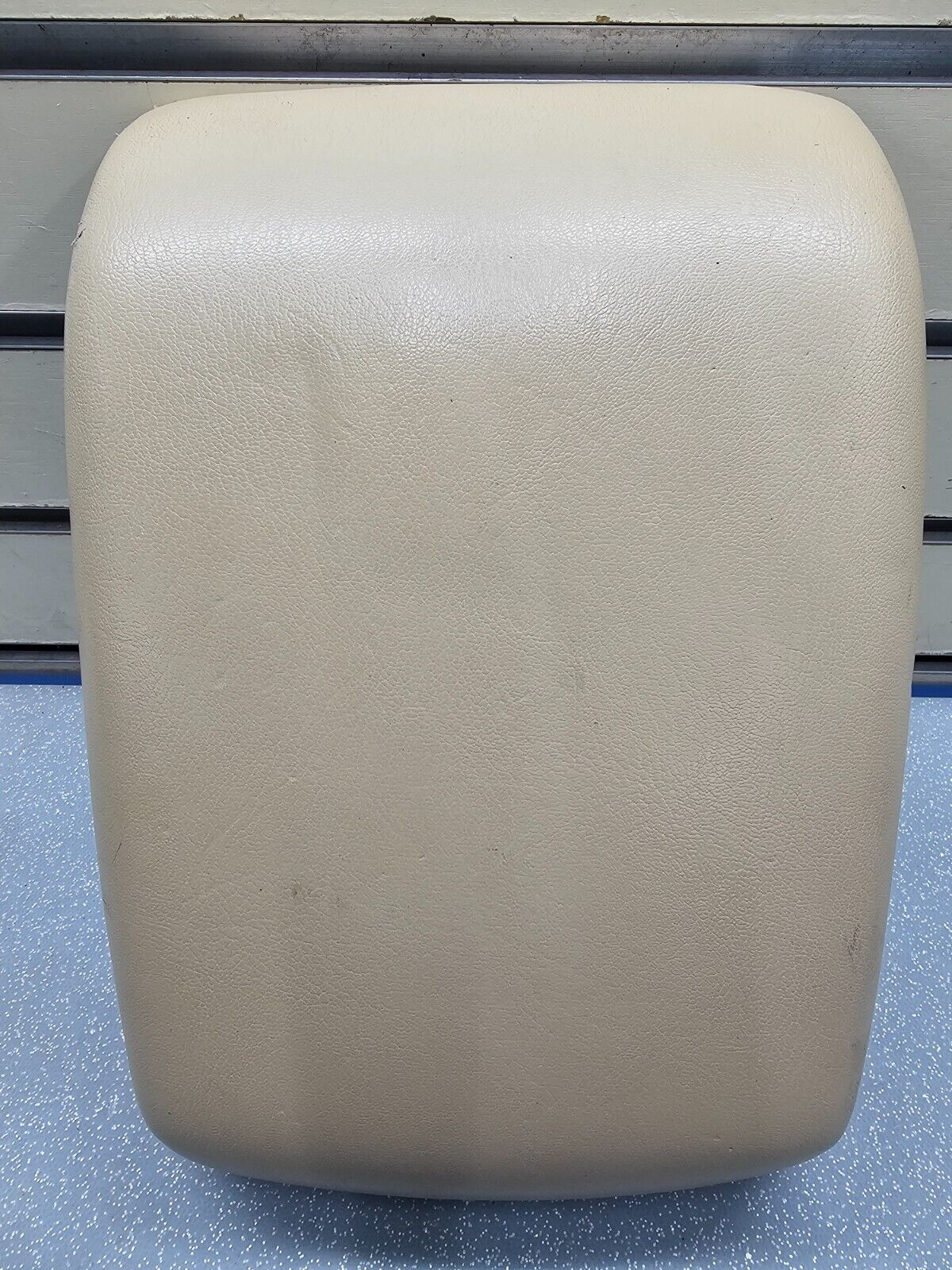 🔥07-09 Suzuki XL7 Arm Rest Center Console Lid Box Storage Top Pad Cover Tan OEM
