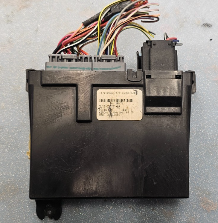 🔥03-05  TOWN CAR KEYLESS LEFT DOOR ENTRY MODULE CONTROL PAD LOCK UNIT ASSEMBLY
