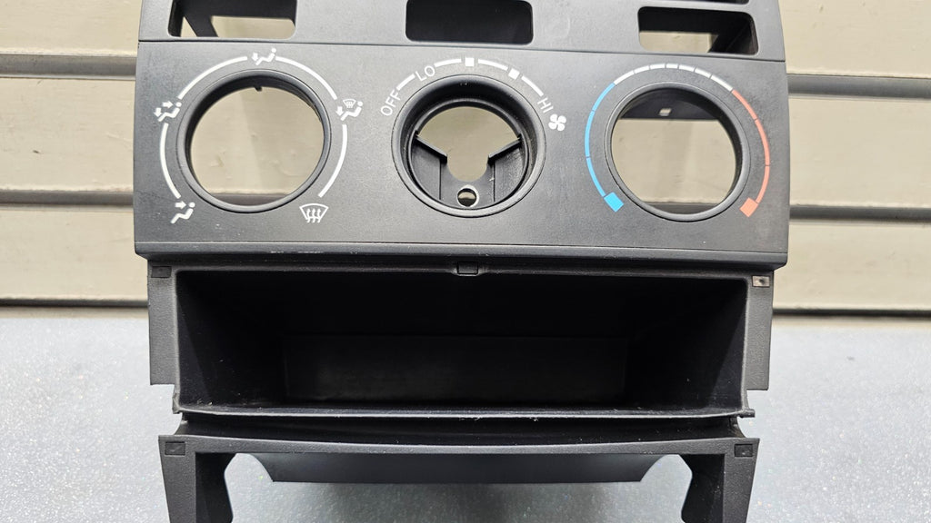 🔥03-08 TOYOTA COROLLA CENTER DASH CLIMATE CONTROL BEZEL TRIM PANEL BLACK OEM