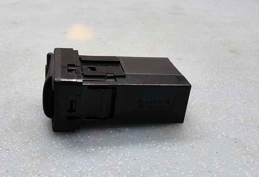 🔥12-14 Toyota Camry AUX USB Outlet Jack Adapter Stereo Assembly OEM