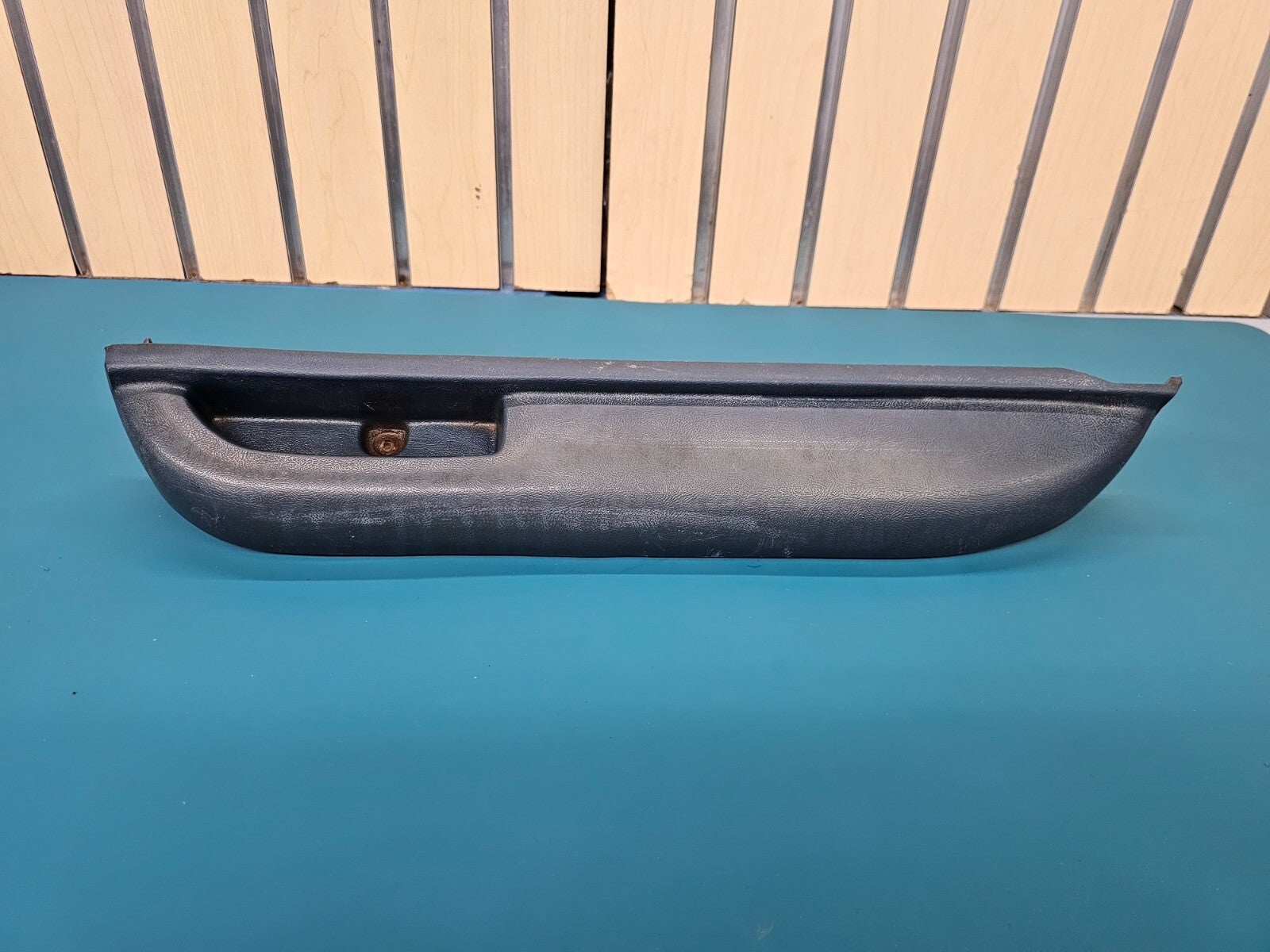 🔥88-94 CHEVY GMC CK TRUCK RIGHT PASSENGER DOOR PANEL ARM REST PULL HANDLE BLACK