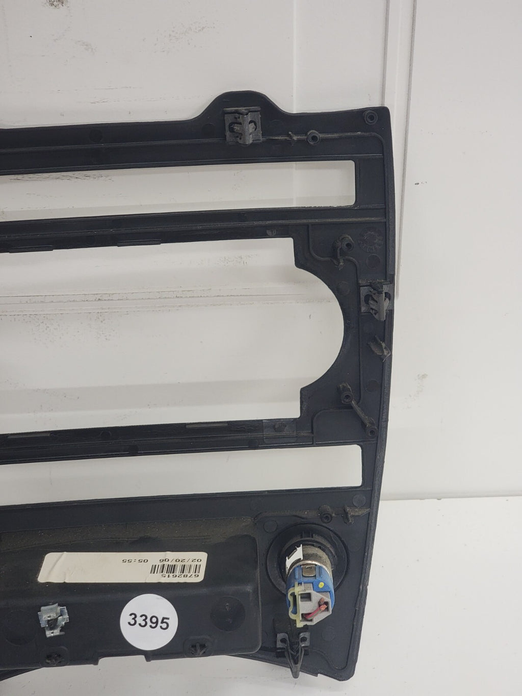 🔥2005-2006 JEEP GRAND CHEROKEE DASH PANEL RADIO SURROUND TRIM BEZEL OEM B70