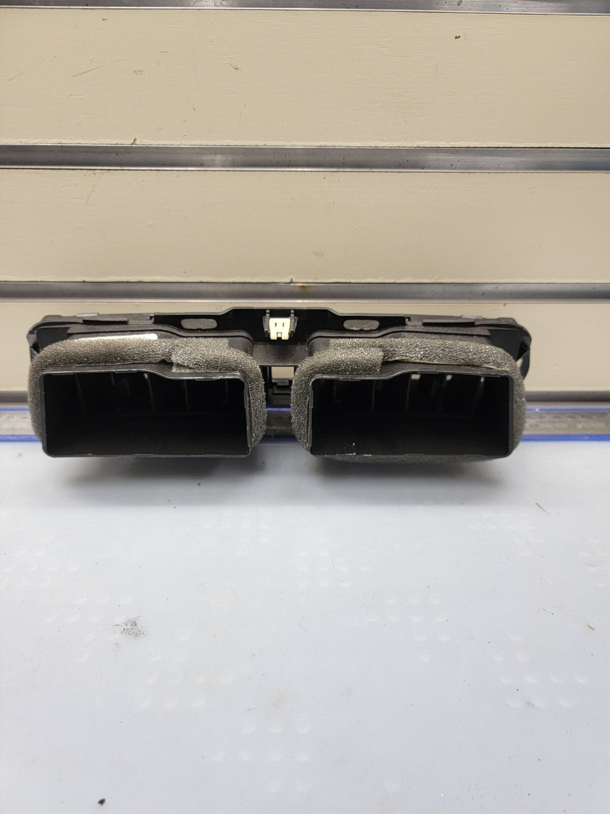 🔥13-20 FORD FUSION Ford Fusion Front Center Dash A/C Air Vent W/ Hazard OEM