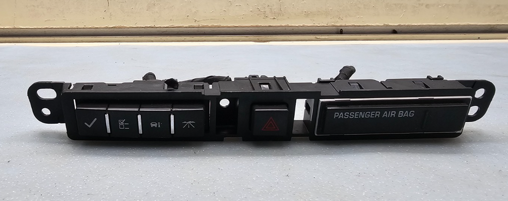 🔥09-12 Chevy Traverse Center Dash Panel Hazard Control Switch Unit Black SW55