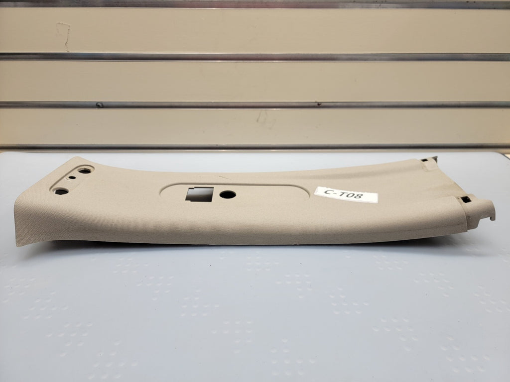 🔥07-09 CADILLAC ESCALADE RIGHT CENTER UPPER B PILLAR TRIM PANEL OEM 108767 Tan