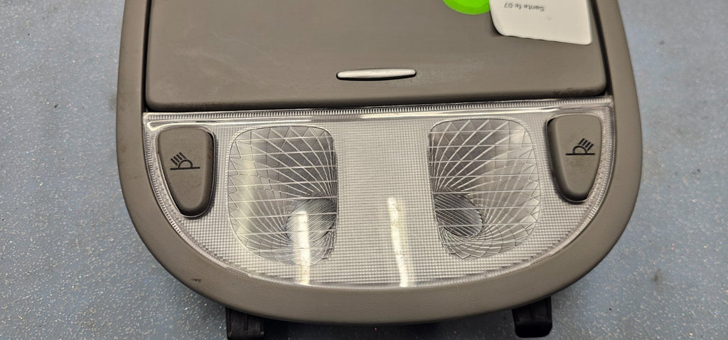 🔥07-12 HYUNDAI SANTA FE FRONT OVERHEAD CONSOLE DOME MAP LIGHT LAMP SUNROOF GRAY