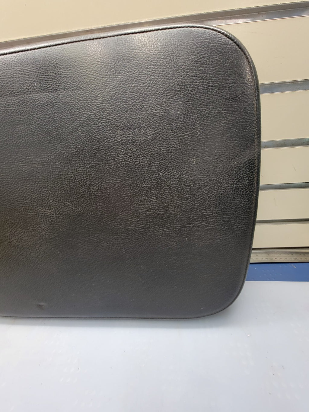 🔥2002-2008 Dodge RAM Center Console Jump Seat ARMREST Cover Lid Leather Black
