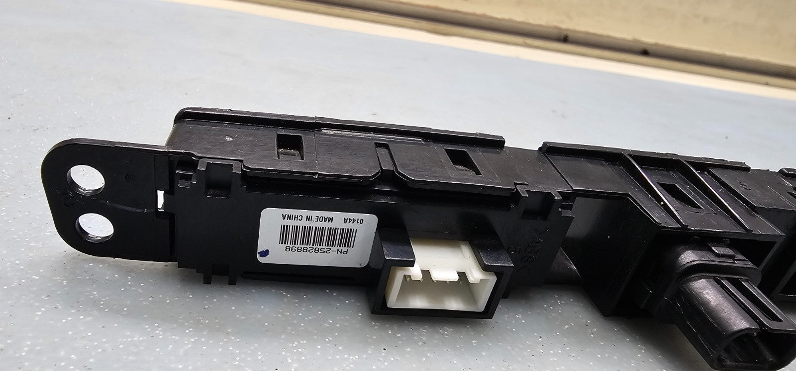 🔥09-12 Chevy Traverse Center Dash Panel Hazard Control Switch Unit Black SW55