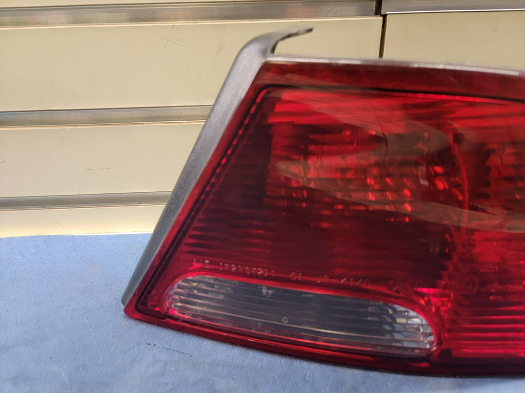🔥2001-2006 Dodge Stratus PASSENGER RIGHT Side Tail Light Taillight Oem L21SU