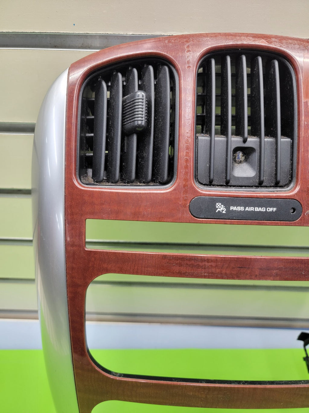 🔥01-07 Dodge Caravan Town & Country dash radio climate TRIM bezel woodgrain