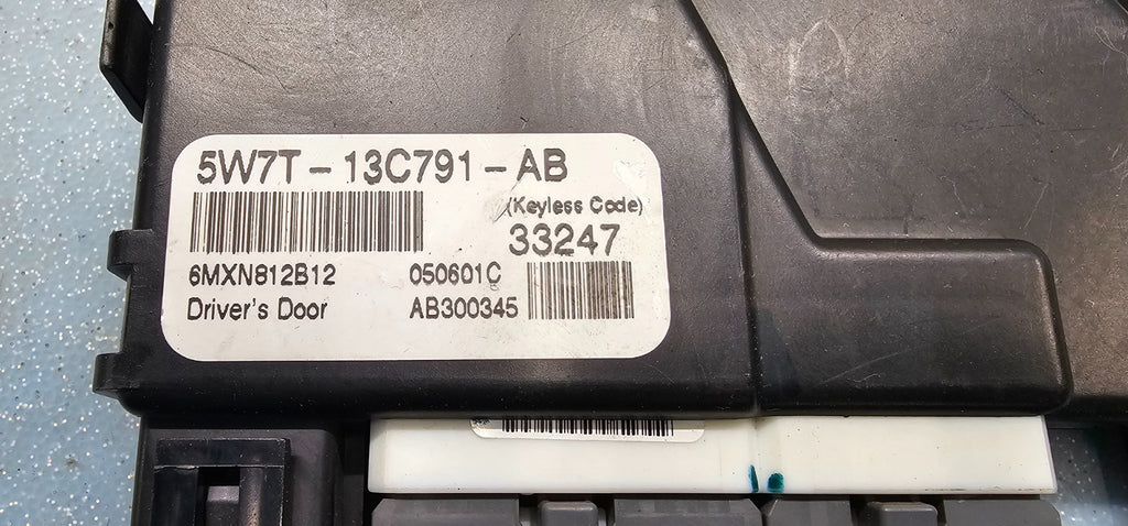 🔥03-04 CROWN VIC GRAND MARQUIS KEYLESS ENTRY DRIVER DOOR MODULE 3W7T-13C791-AA