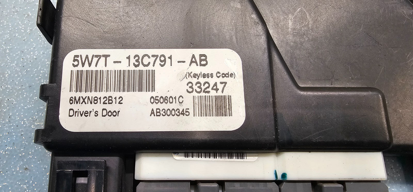🔥03-04 CROWN VIC GRAND MARQUIS KEYLESS ENTRY DRIVER DOOR MODULE 3W7T-13C791-AA