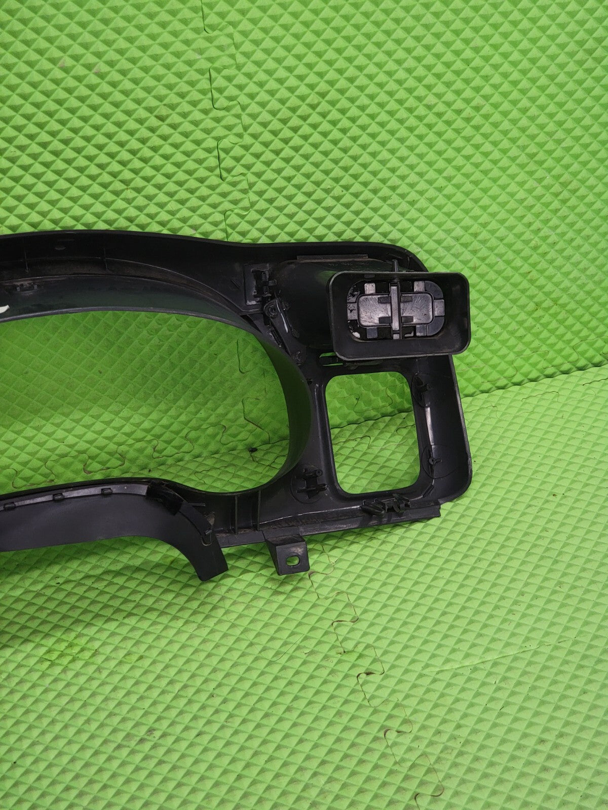 🔥98-04 BLAZER S10 JIMMY SONOMA Cluster Dash Radio Bezel graphite  C8
