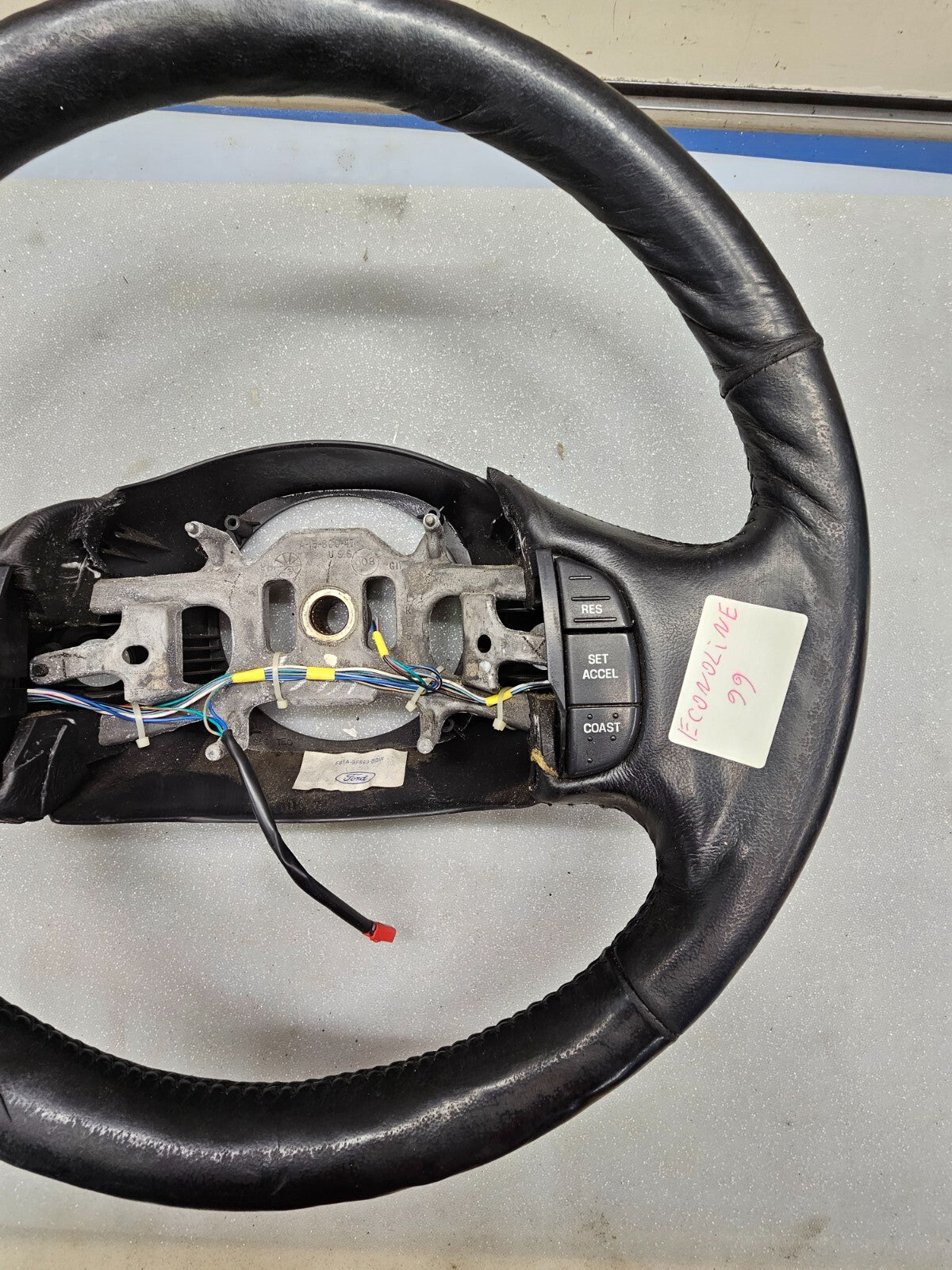 🔥1997-2003 Ford F-150 F-250 EXPEDITION Leather Steering Wheel Cruise Dash Black