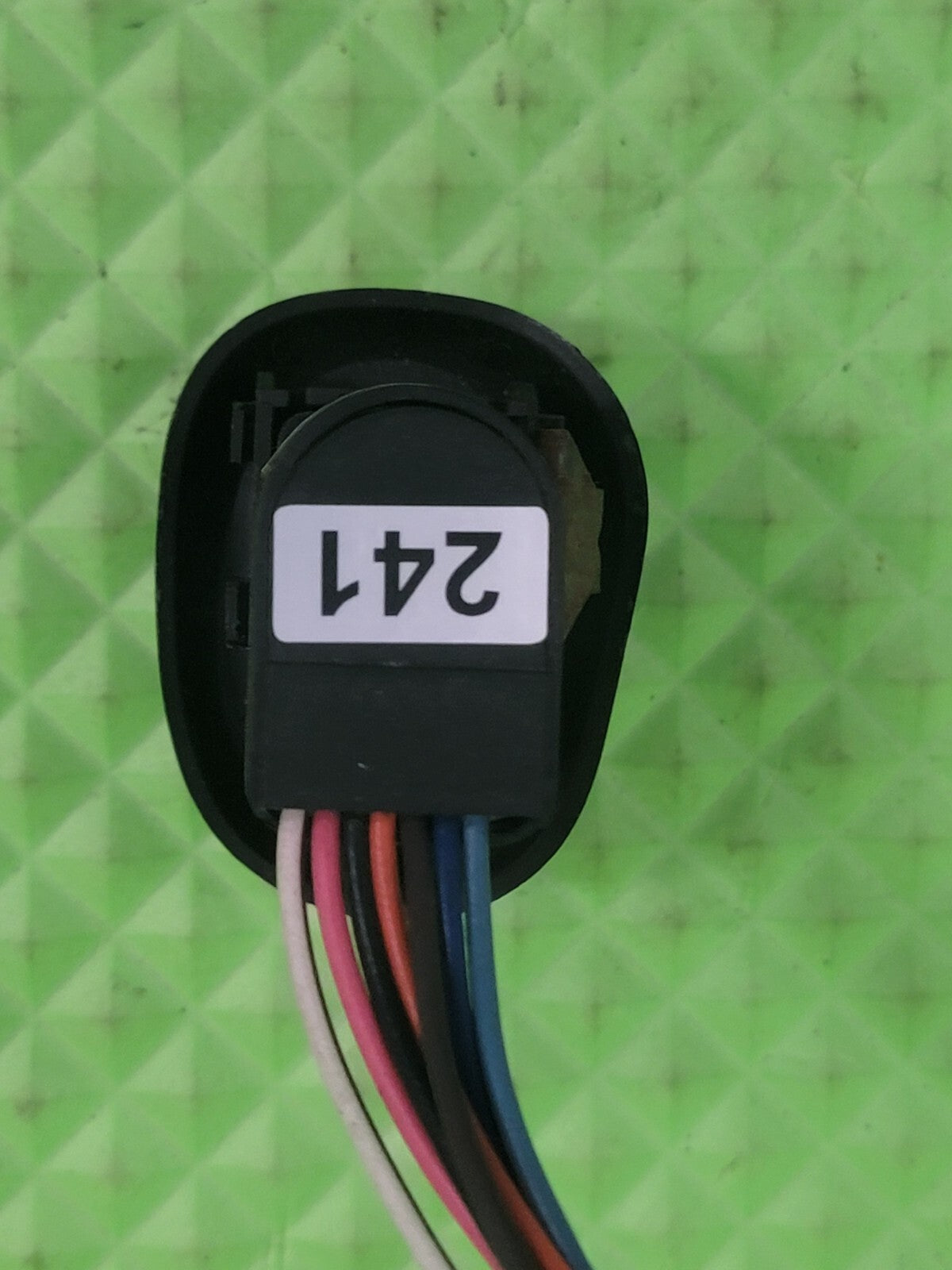 🔥02-04 Chevrolet Trailblazer Door Remote Mirror Switch SSR STANDARD BLACK SW7