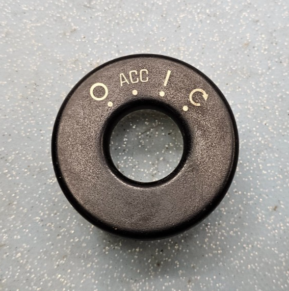 🔥2004-2012 CHEVY MALIBU PONTIAC G6 IGNITION KEYHOLE BEZEL TRIM RING OEM BLACK