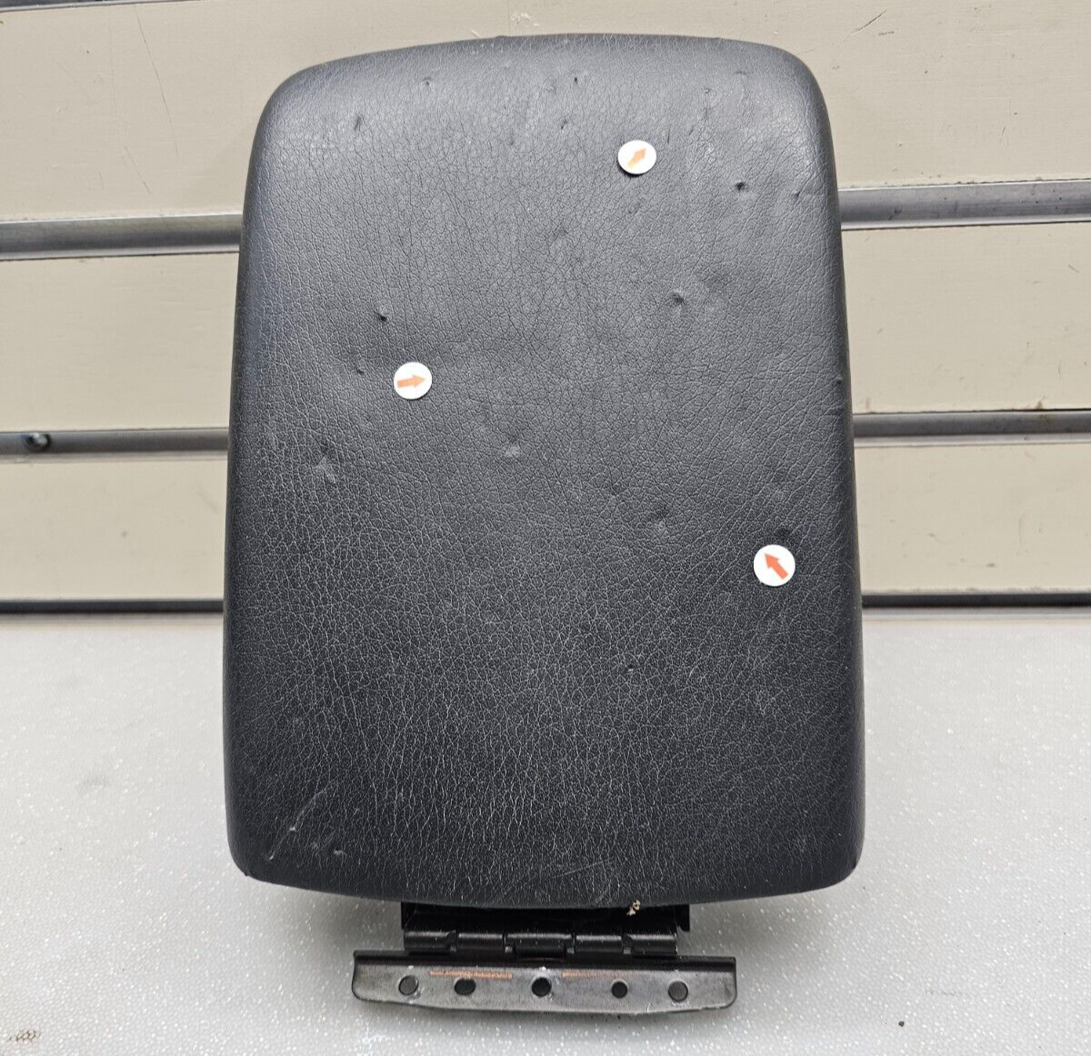 🔥05-09 Subaru Legacy Outback Center Console Leather Arm Rest Lid Assembly Black