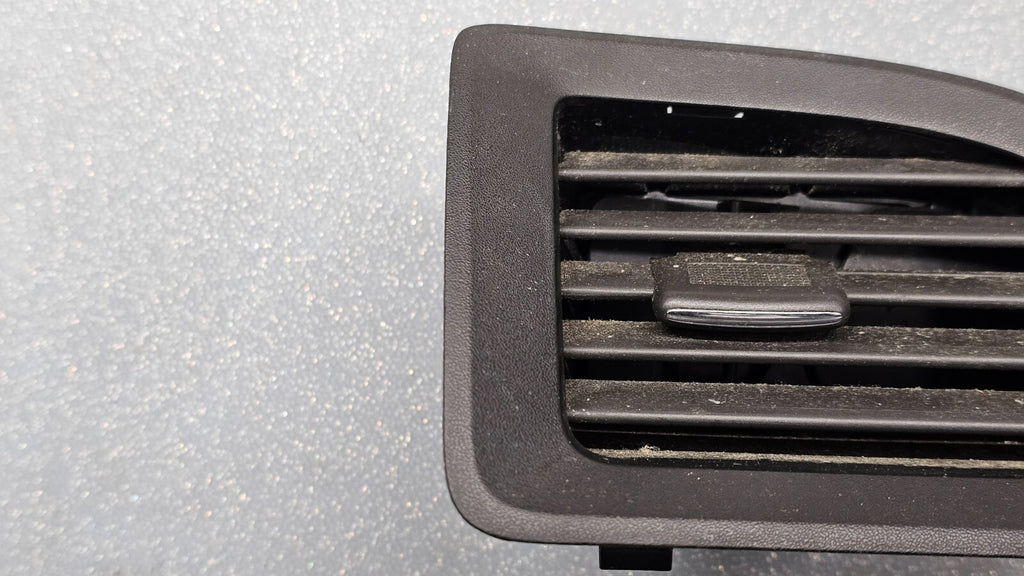 🔥08-12 CHEVY  MALIBU DASH LEFT DRIVER  A/C AIR VENT HEATER CONDITIONING BLACK