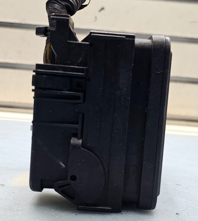 🔥2009 FORD ESCAPE MARINER ABS ANTI LOCK BRAKE PUMP MODULE CONTROLLER ASSEMBLY