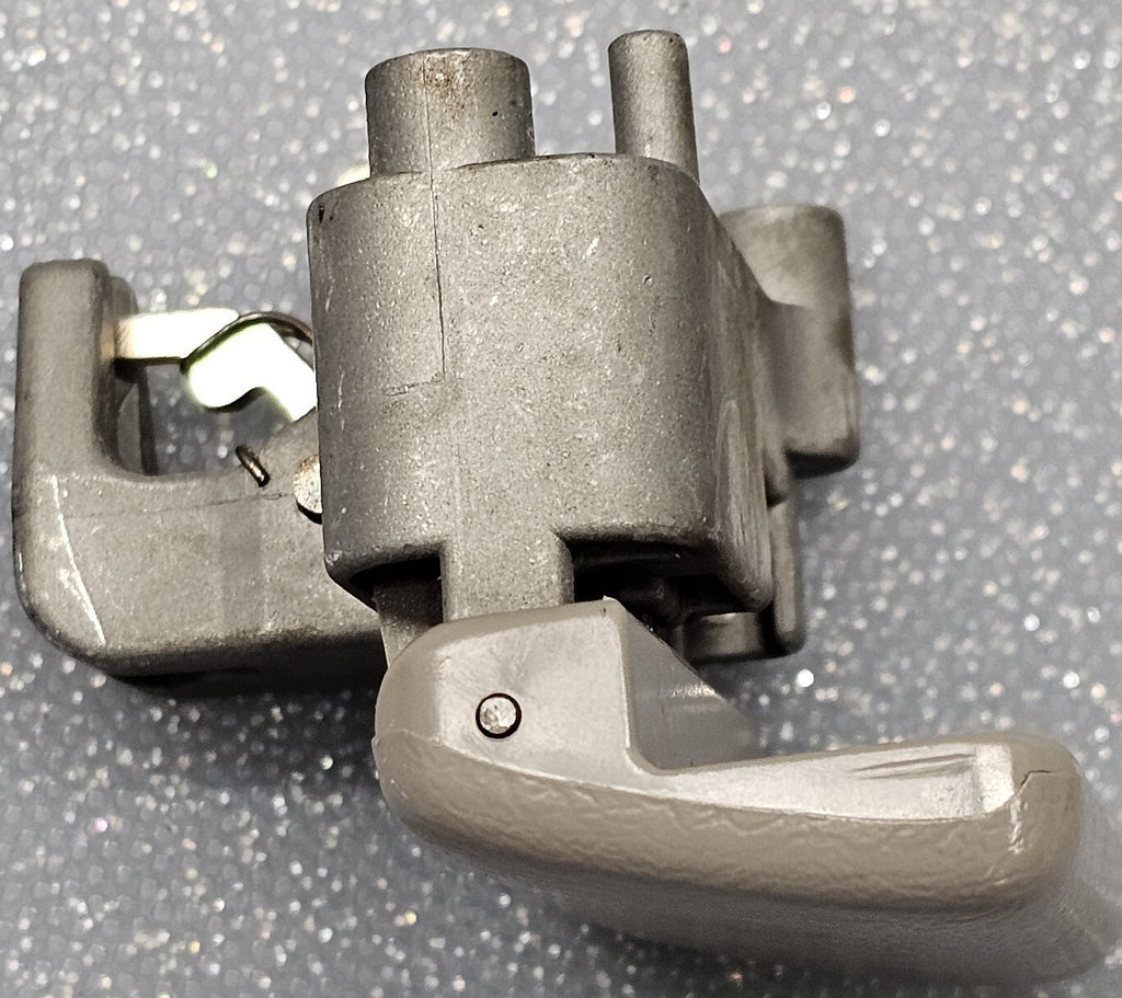 🔥1998-2002 Toyota Corolla Glove Box Storage Compartment Latch Assembly Gray OEM