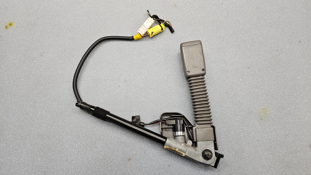 06-11 HONDA CIVIC LEFT DRIVER FRONT SEAT BELT BUCKLE RETRACTOR ASSEMBLY OEM