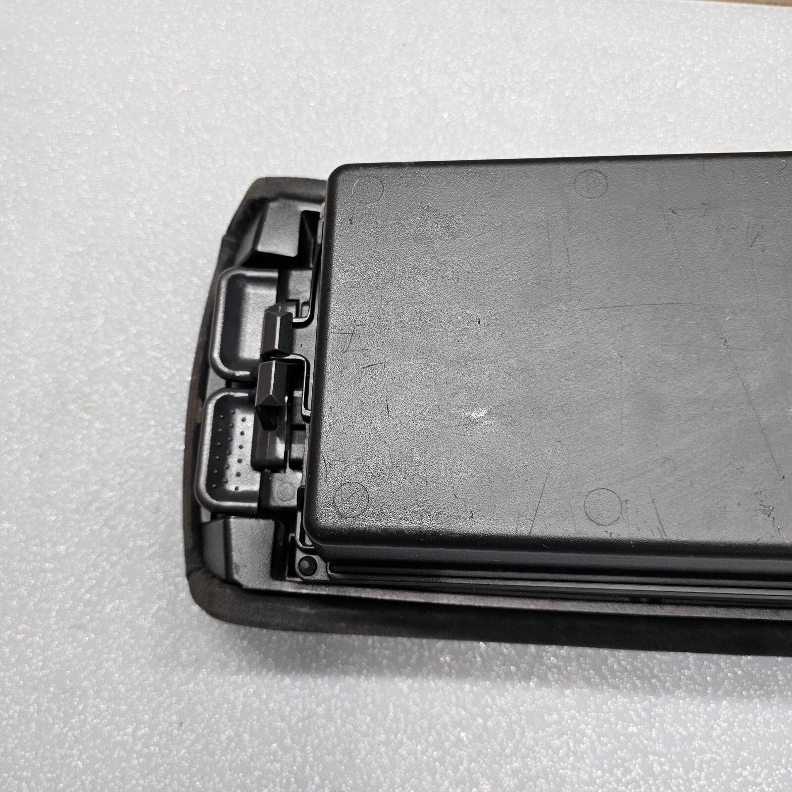 07-12 Nissan Altima Center Console Lid Arm Rest Top Leather Cover Assembly Black