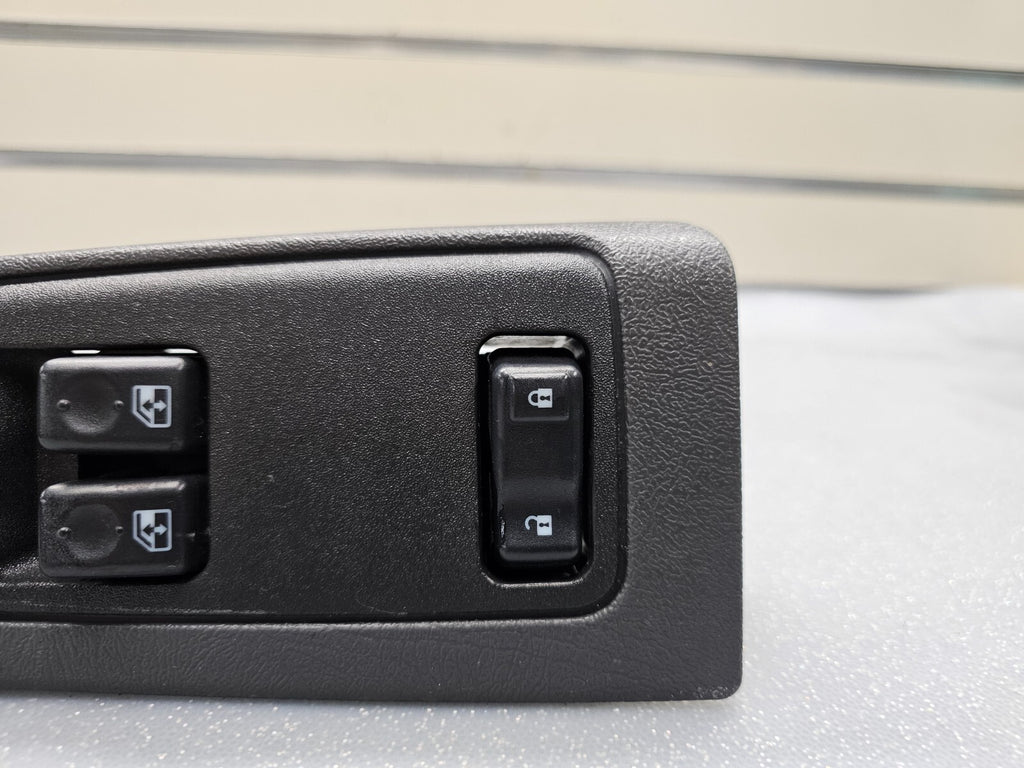 03-06 Silverado Sierra Power Front Driver Window Control Switch Assembly WS4
