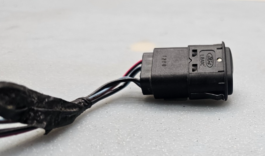 03-11 Town Car Excursion Explorer Pedal Height Adjustment Adjuster Switch Black