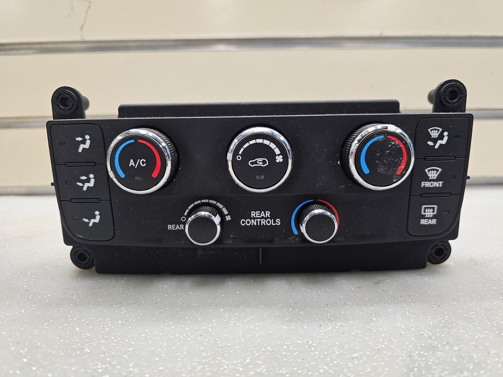 11-20 Dodge Grand Caravan Dash Front A/C Heater Temperature Climate Control UNIT