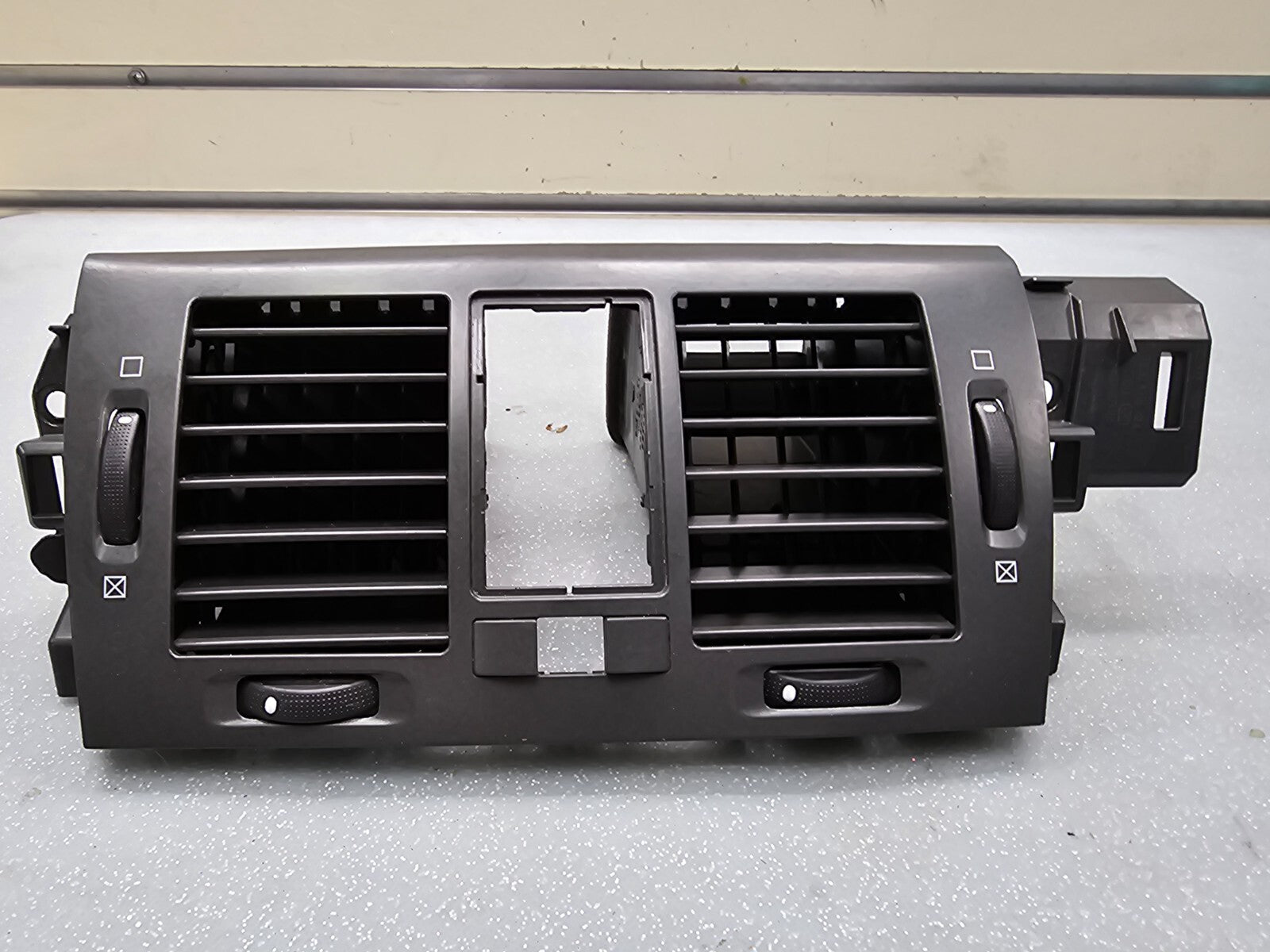 🔥06-11 Cadillac DTS Dash Center Air Vent Heater Filter Trim Bezel Conditioner