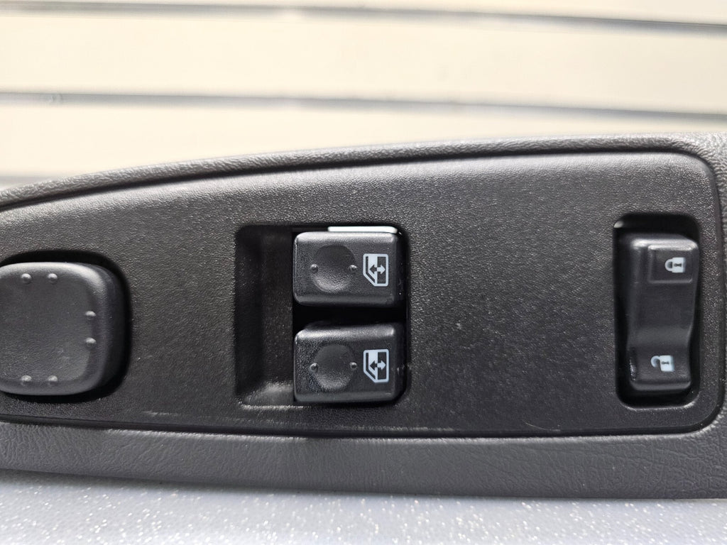 03-06 Silverado Sierra Power Front Driver Window Control Switch Assembly WS4