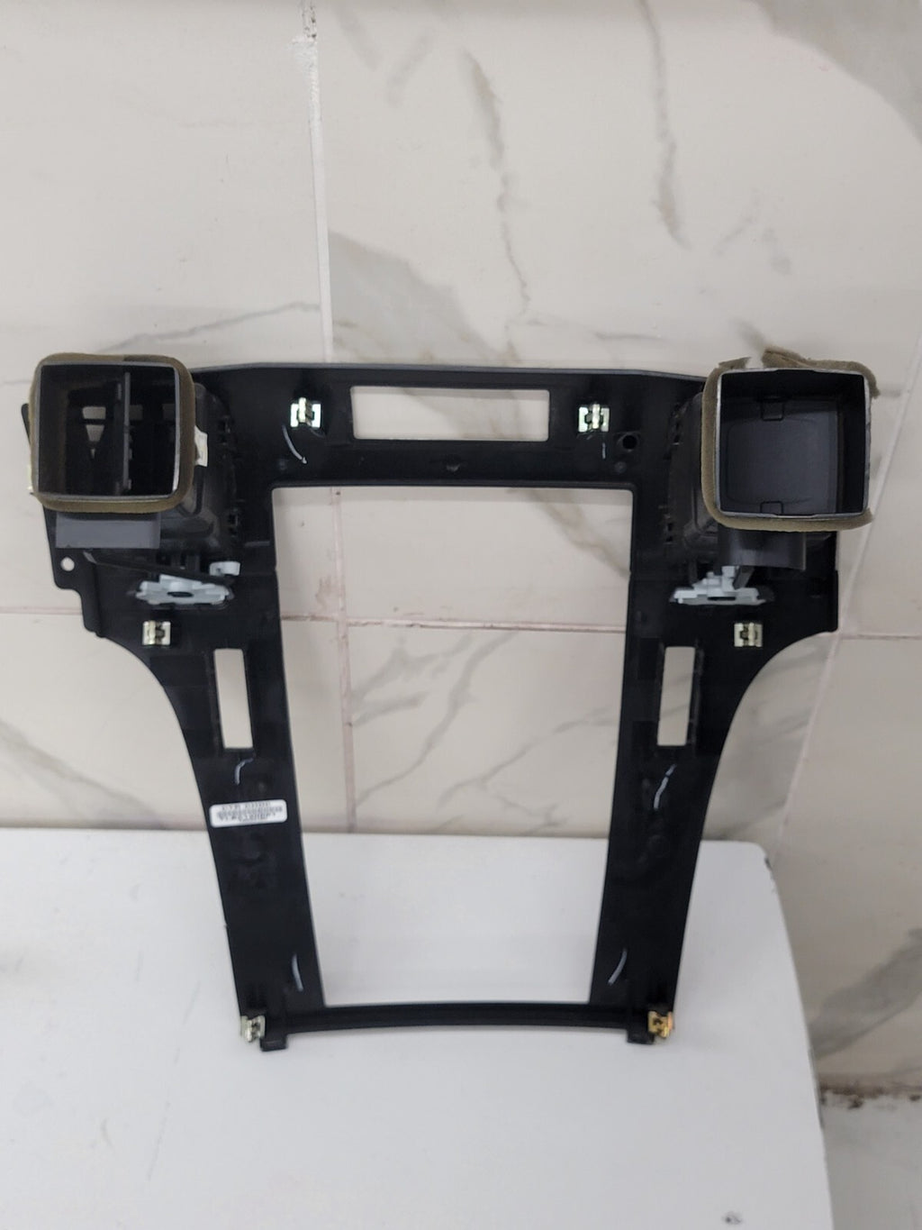2007-2012 Cadillac Escalade Radio Dash Trim Bezel Panel Silver/Woodgrain Vent