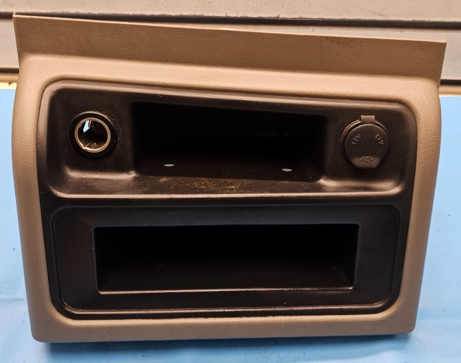 🔥03-06 SILVERADO SIERRA CENTER CONSOLE STORAGE BEZEL ASH TRAY TAN/BLACK OEM
