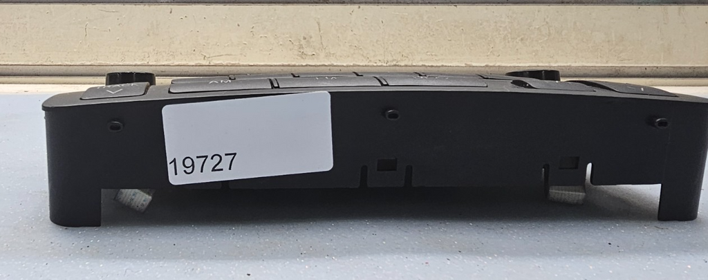 🔥05-08 Toyota Corolla Matrix Dash AM FM Radio Receiver Display CD Player Black