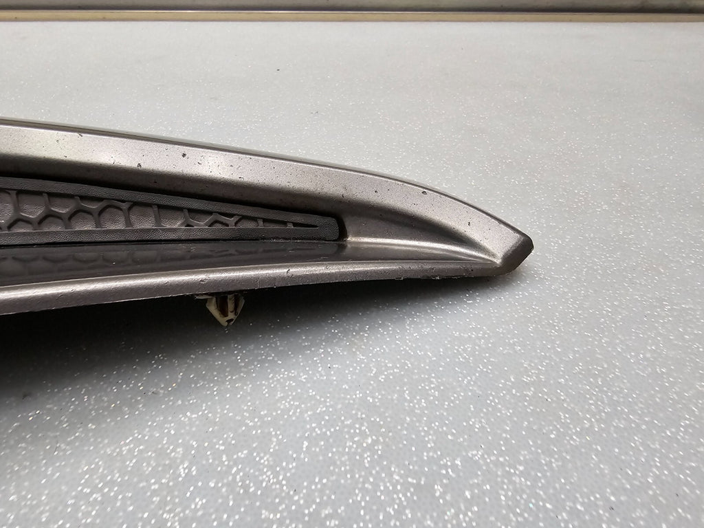 🔥99-04 FORD MUSTANG COUPE REAR LEFT QUARTER VENT LOUVER INSERT MOLDING TRIM