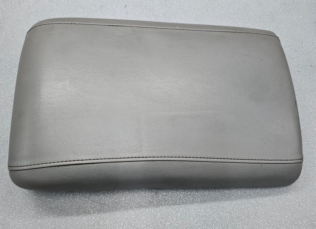 03-06 EXPEDITION Center Console Arm Rest Storage Cover Top Pad Lid Assembly Gray