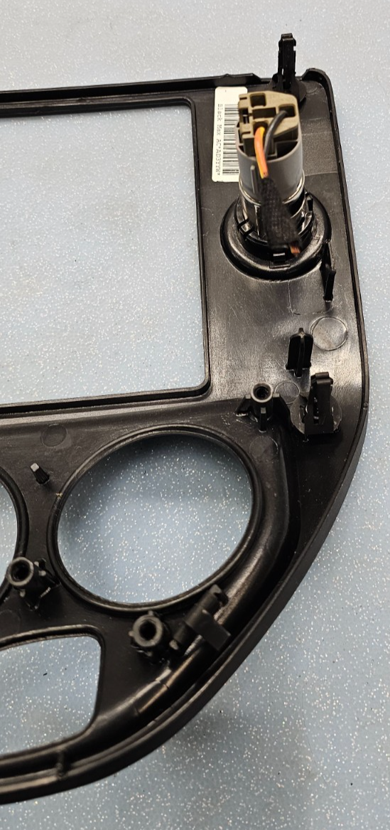 🔥05-07 FORD FOCUS FRONT CENTER DASH RADIO CLIMATE CONTROL BEZEL TRIM PANEL OEM
