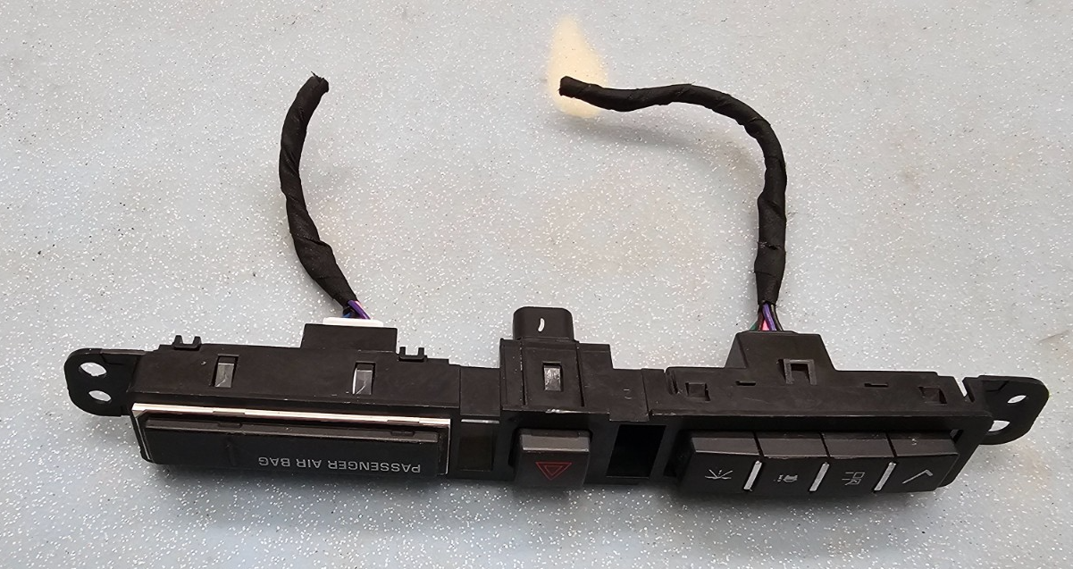 🔥09-12 Chevy Traverse Center Dash Panel Hazard Control Switch Unit Black SW55