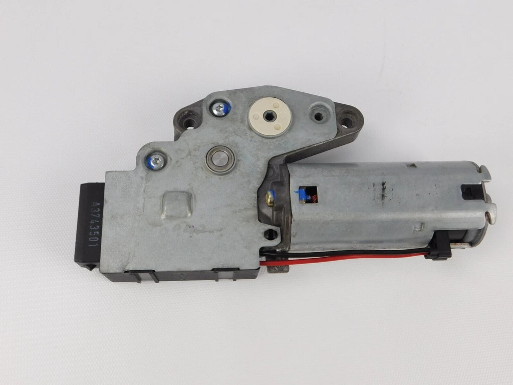 02-04 Escalade Silverado Tahoe Yukon Sunroof Moonroof Power Motor OEM