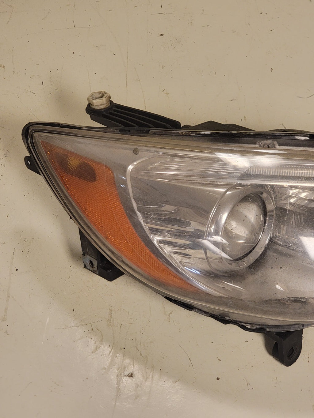 11-14 Chrysler 200 Halogen Headlight Head Lamp Chrome Bezel Passenger Right OEM
