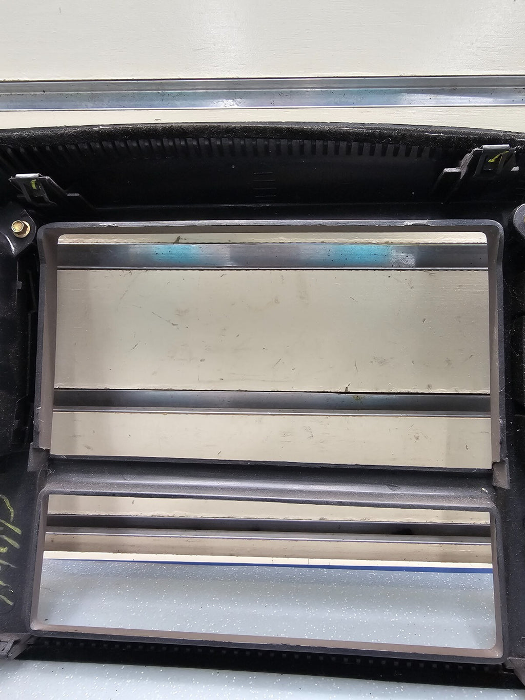 🔥1997-2003 Ford F150 Center Dash Radio Climate Trim BEZEL Panel Line TAN B1