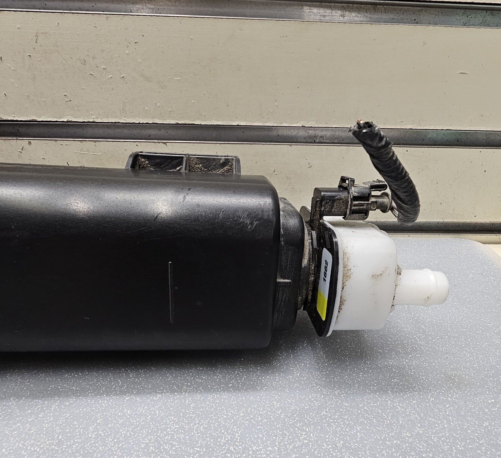 09-17 Dodge RAM 1500 Pickup FUEL VAPOR CHARCOAL EVAP EMMISION CANISTER ASSEMBLY