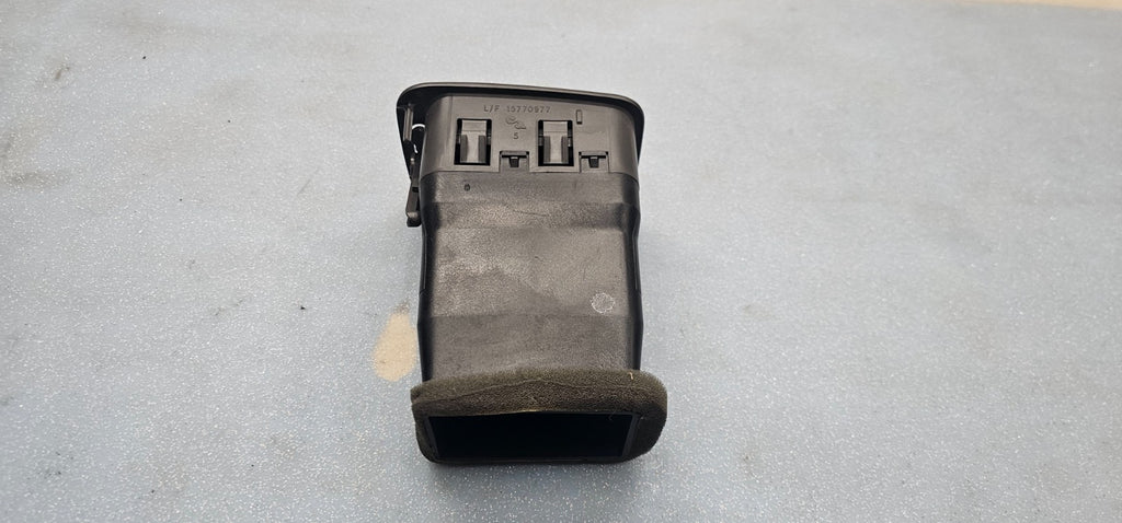 🔥99-06 Silverado Sierra Right Passenger Dash AC A/C HVAC Heater Air Vent Black