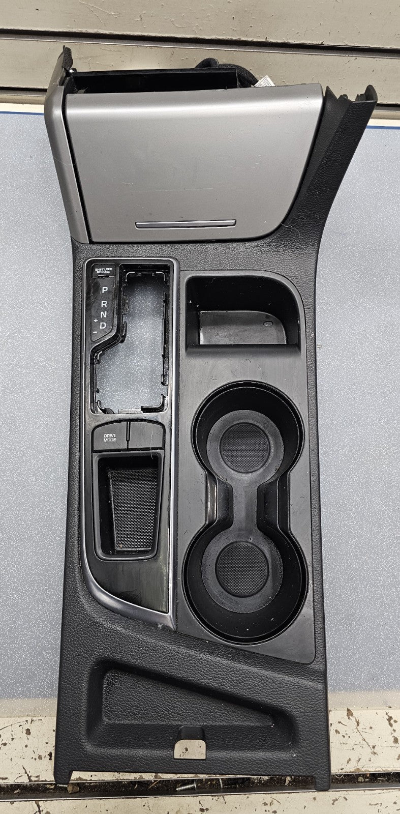 🔥15-17 SONATA GEAR SHIFTER SHIFT BEZEL CENTER CONSOLE PANEL W/CUP HOLDER SILVER